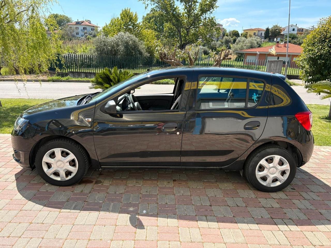 DACIA Sandero 1.2 16V GPL 75CV 5P - 2013