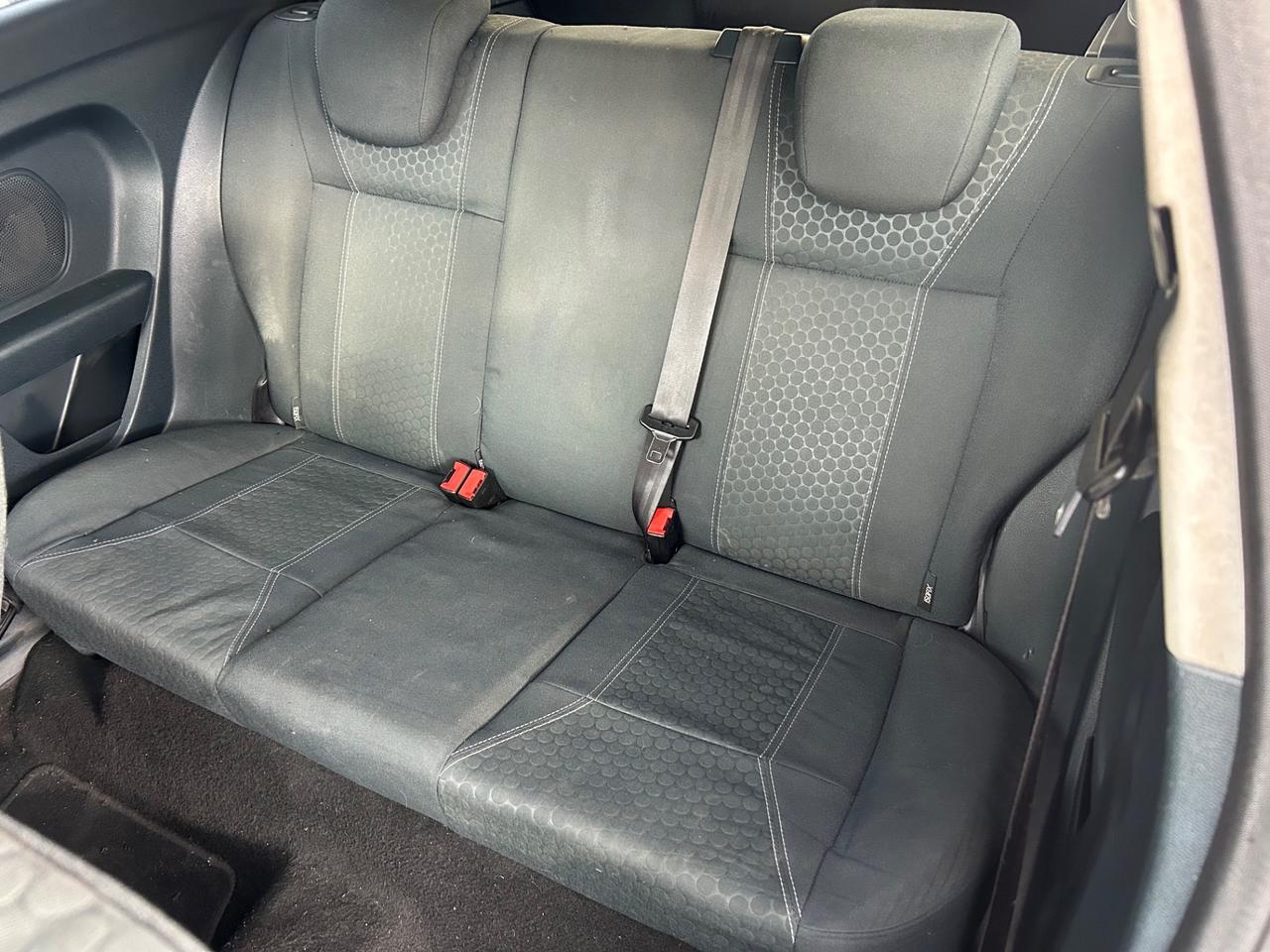 Ford Fiesta 1.4 TDCi 68CV 3 porte Titanium