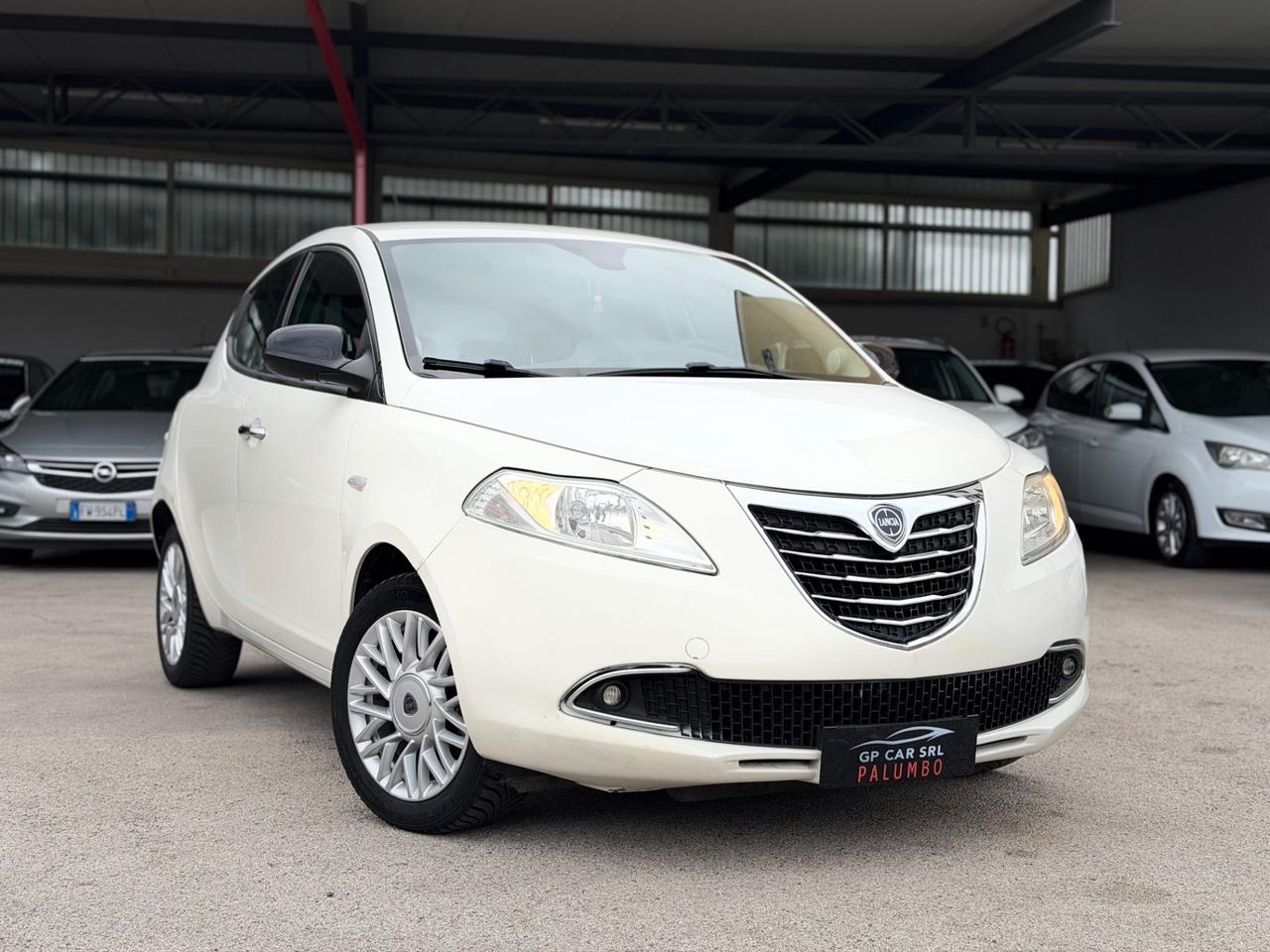 Lancia Ypsilon 1.2 69 CV 5 porte GPL Ecochic Gold