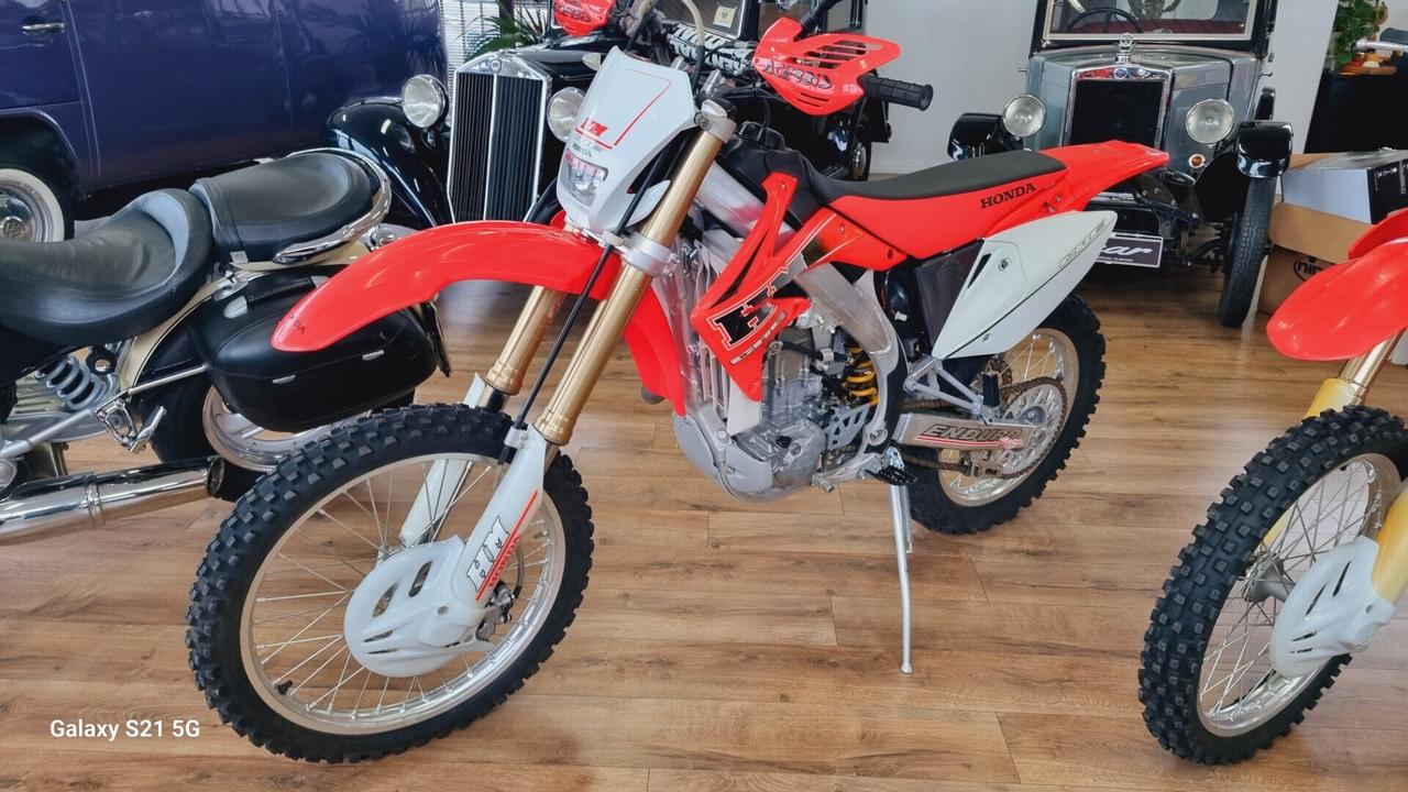 Honda CRE 450 Honda CRE 450 TARGATA