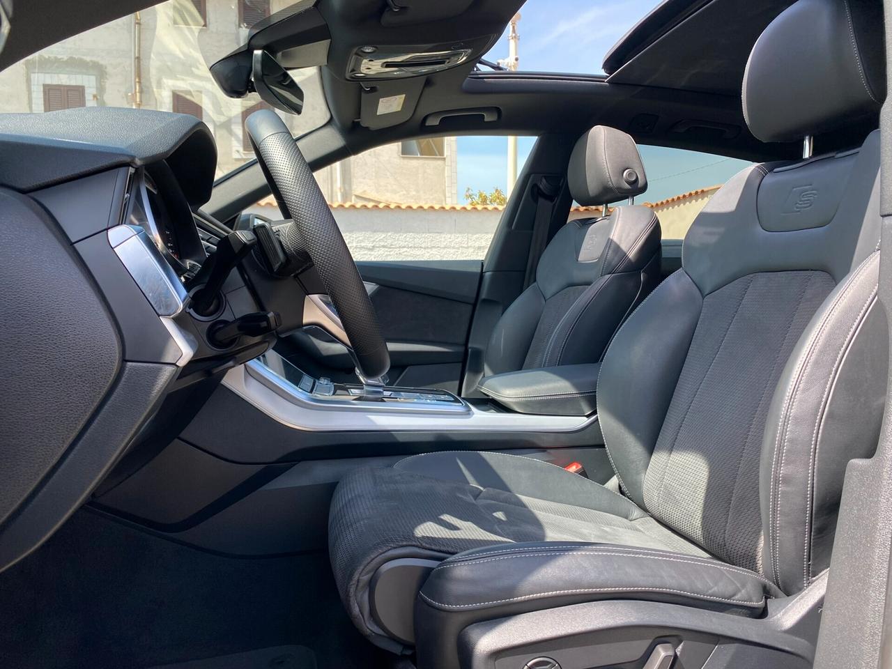 Audi Q8 S Line edition 3.0 TDI 231CV tiptronic mhev 4x4 45