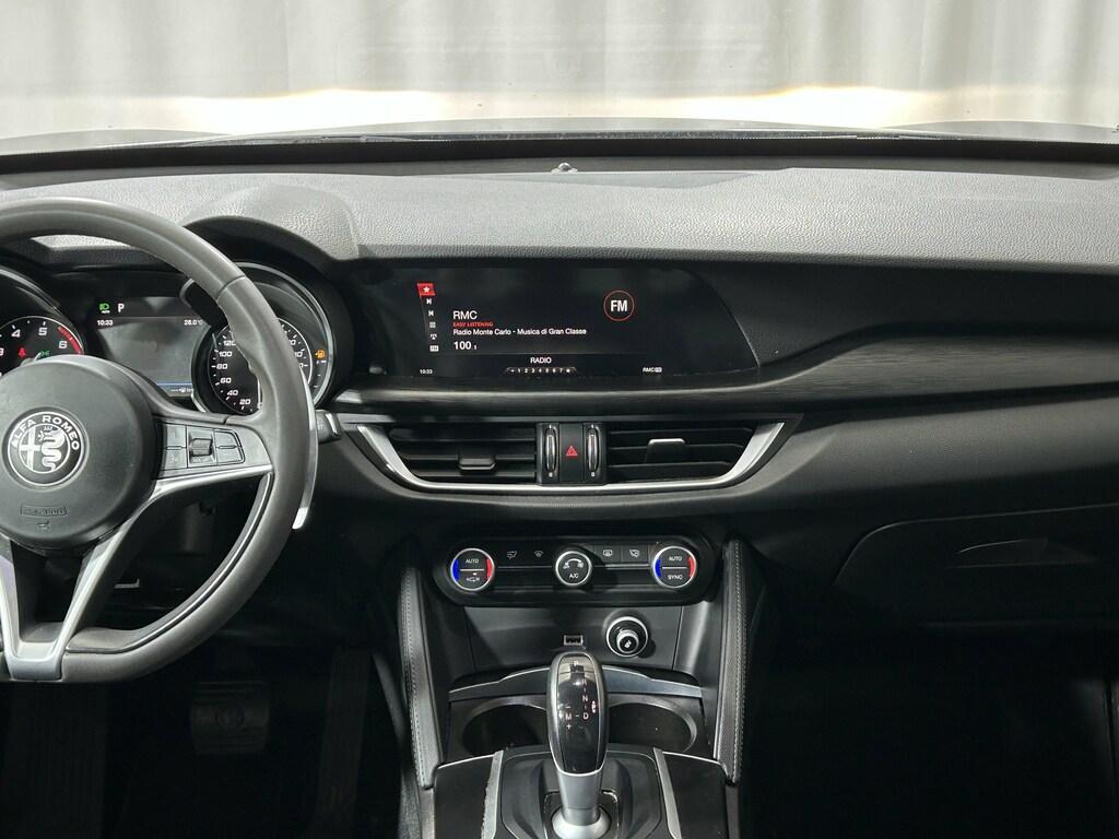 Alfa Romeo Stelvio 2.0 t B-Tech Q4 200cv auto