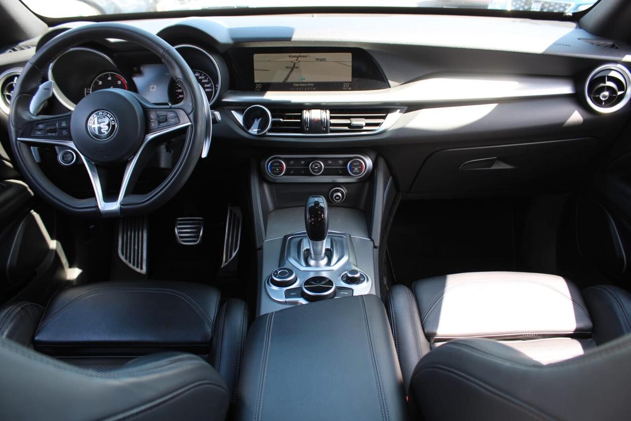 Alfa Romeo Stelvio Tua A SOLI 338€ al mese Anticipo Zero