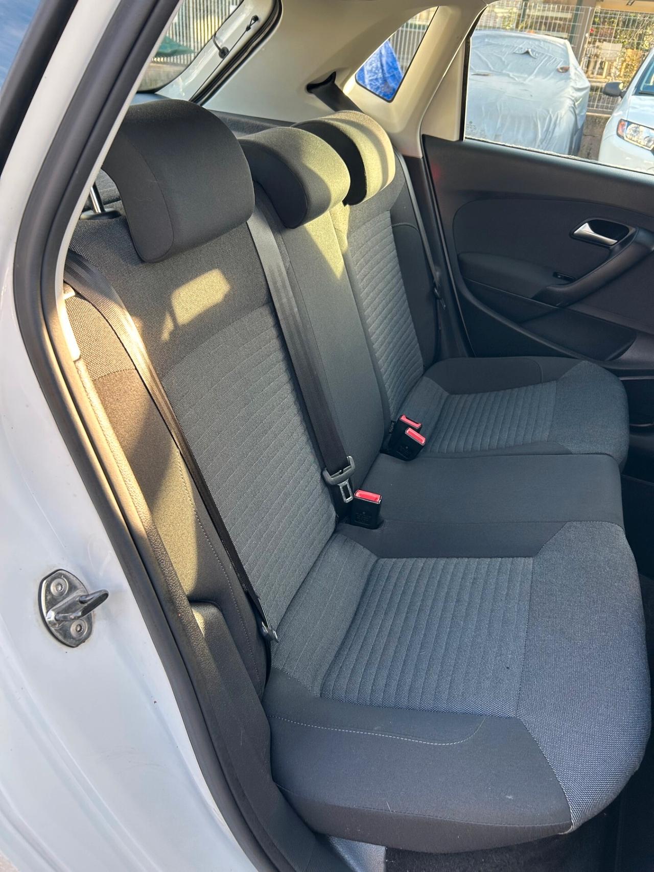 Volkswagen Polo 1.2 TDI 5 p. NEOPATENTATI-GANCIO TRAINO