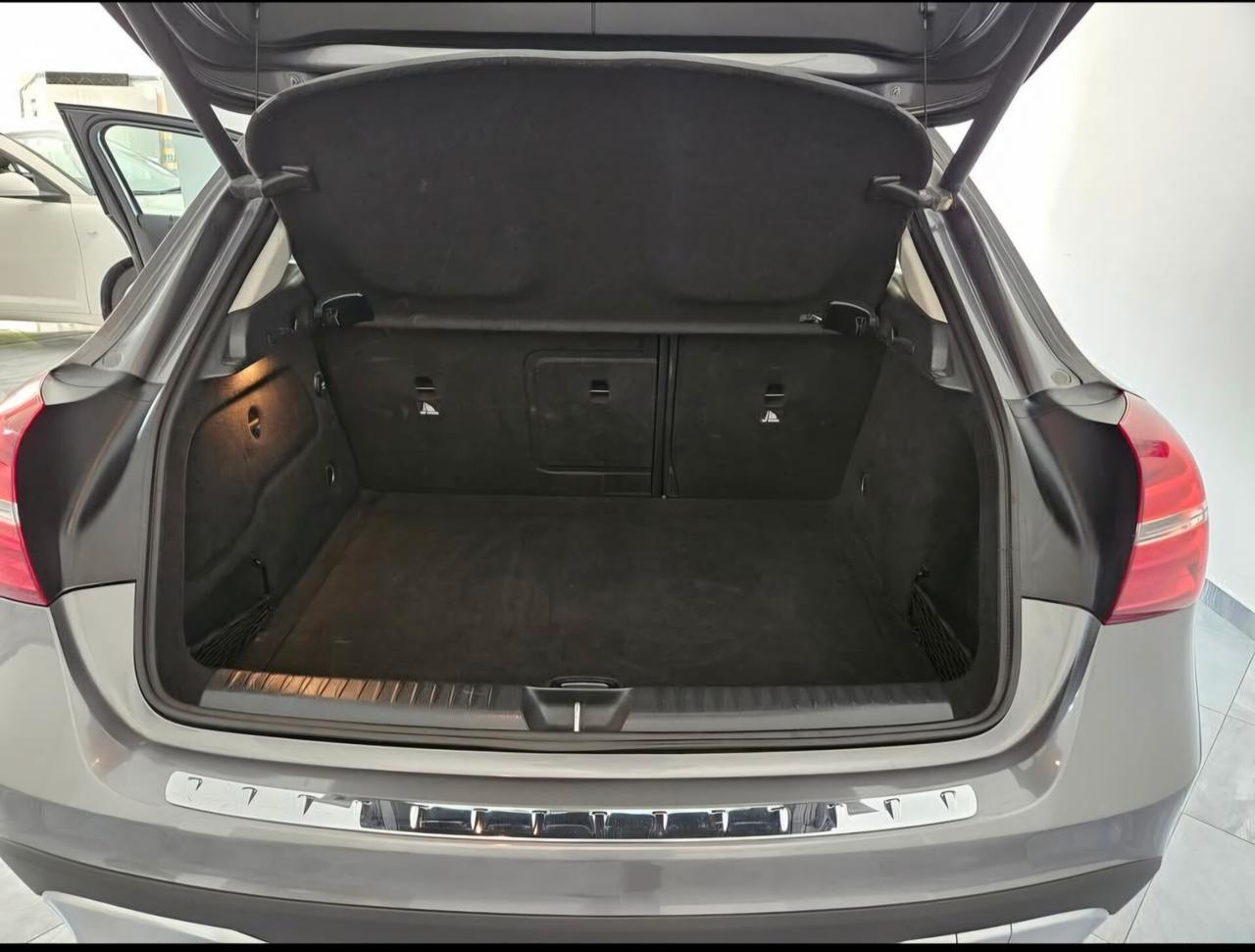 Mercedes-benz GLA 200 180 d Automatic Sport