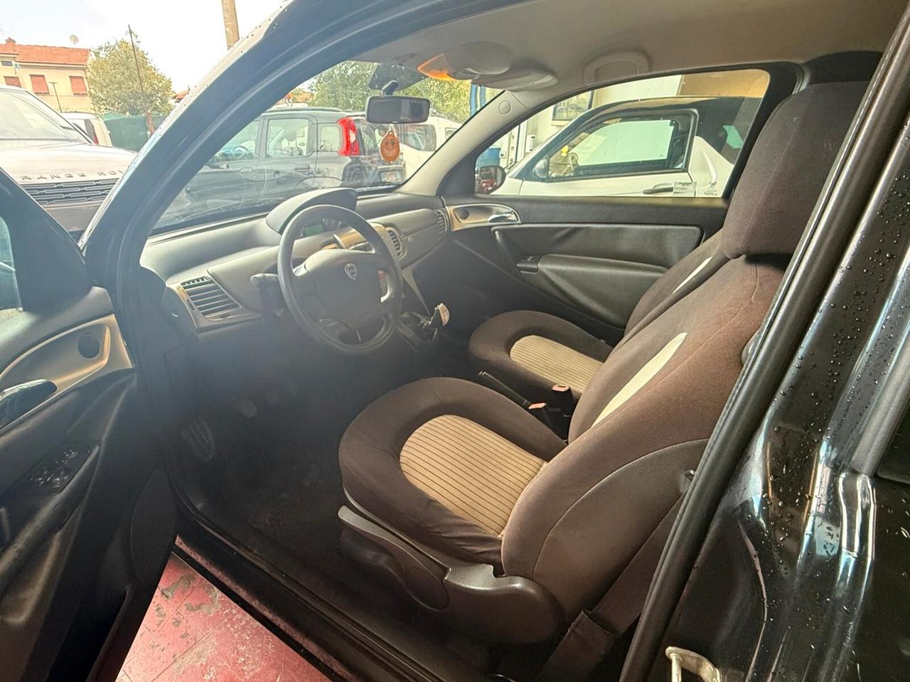 Lancia Ypsilon 1.2 Argento