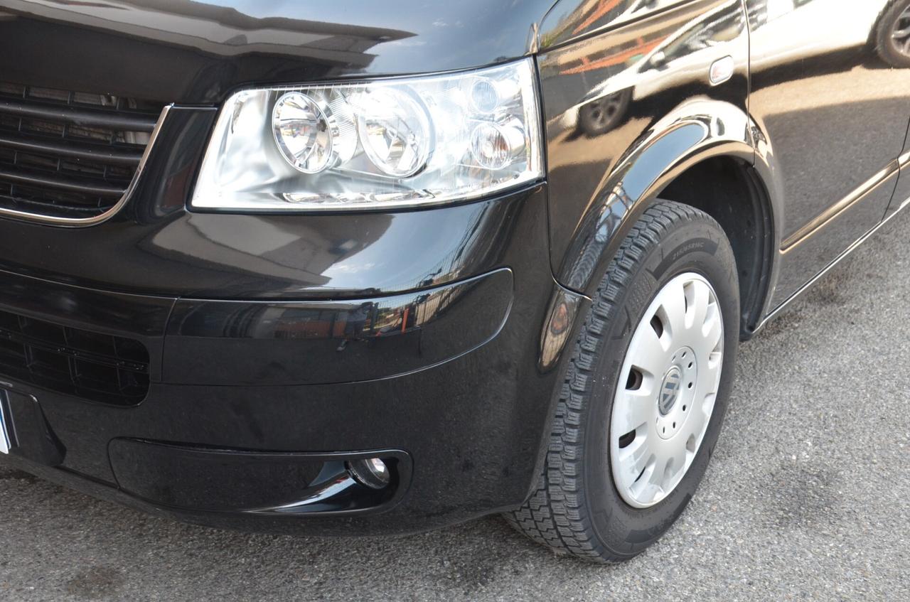 Volkswagen Transporter 2.5 TDI/130CV CARAVELLE AUTOMATICO 9 POSTI
