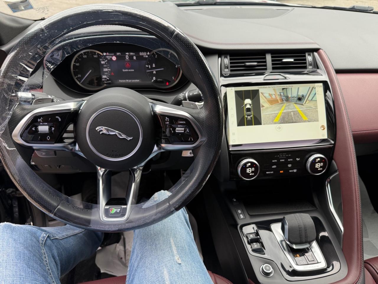 Jaguar E-Pace 2.0D I4 163 CV R-Dynamic SE