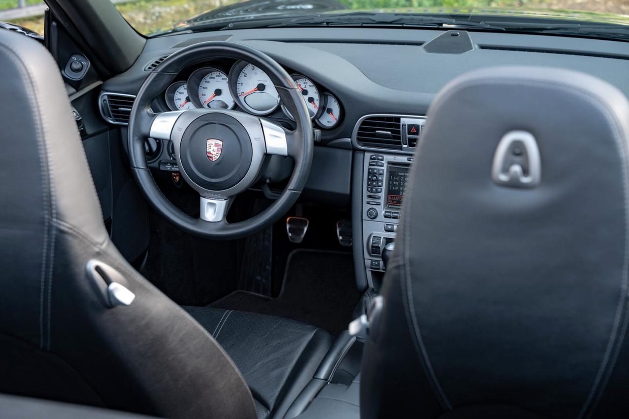 Porsche 911 Carrera S Cabriolet 2006 solo 54.000 KM ASI