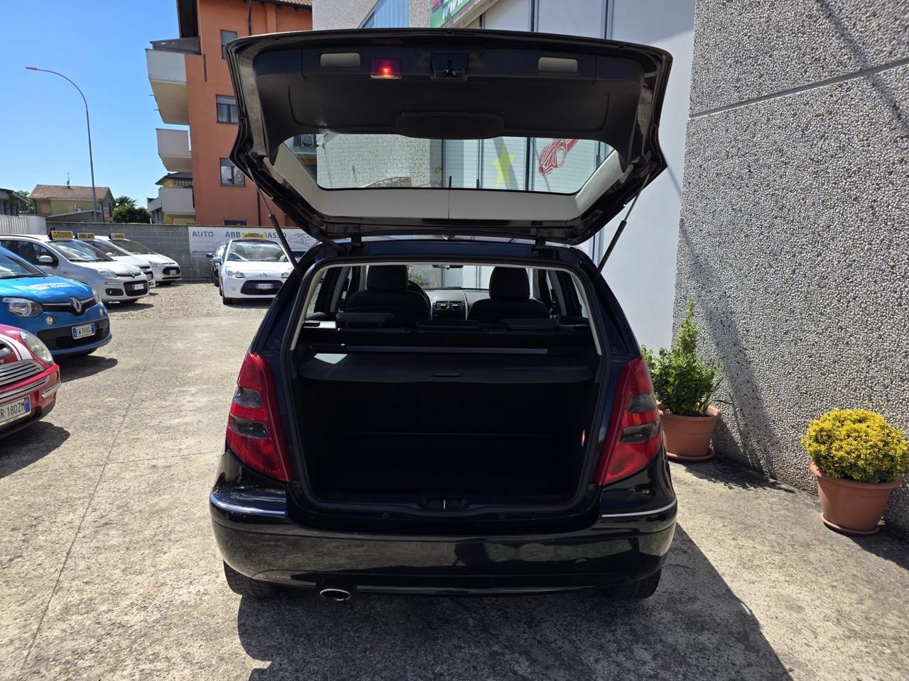 Mercedes-benz A 150 Avantgarde, Neopatentati