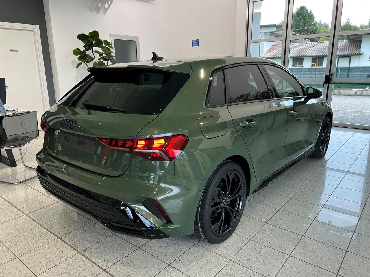 AUDI A3 IV 2024 Sportback Sportback 35 2.0 tdi S line Edition s-tronic - TETTO!