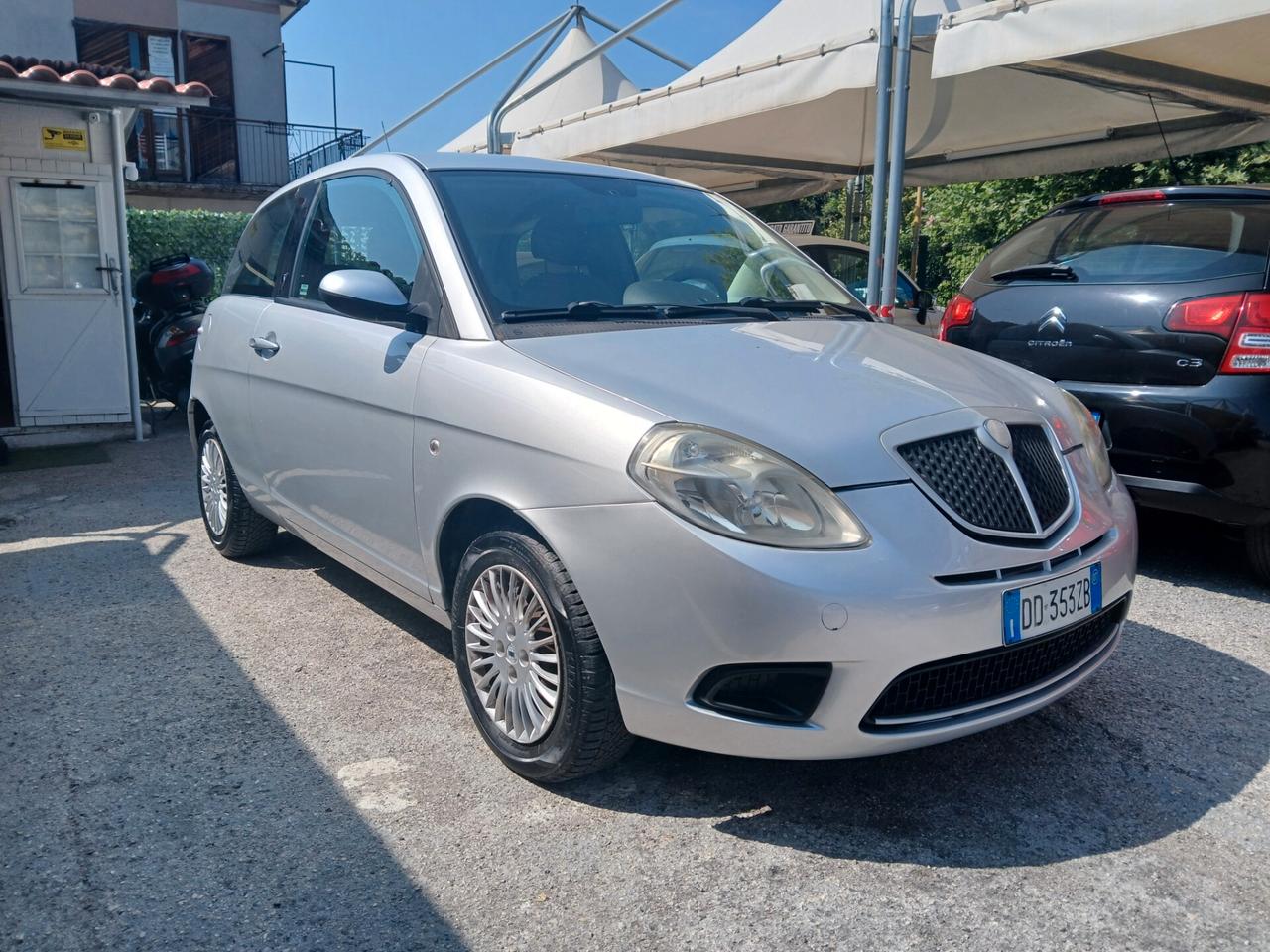 Lancia Ypsilon 1.2 Argento