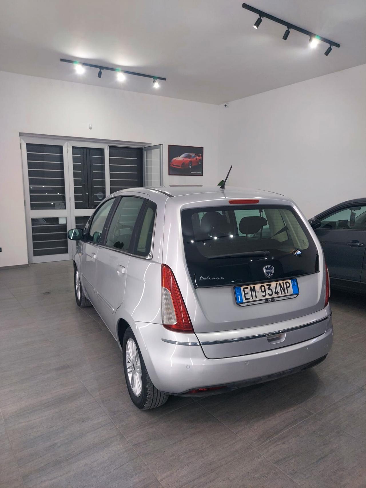 Lancia MUSA 1.3 Mjt 95 CV AVENUE 2012