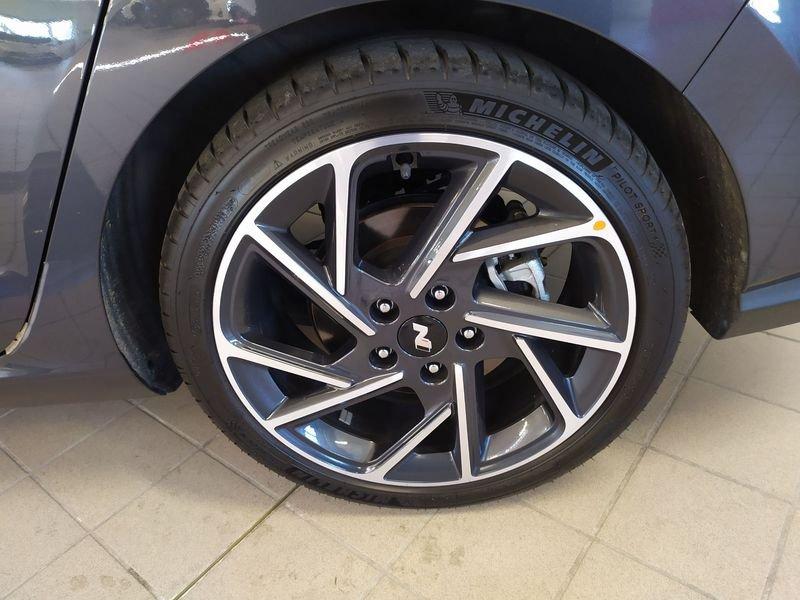 Hyundai i30 i30 Fastback 1.5 T-GDI DCT 48V N-Line