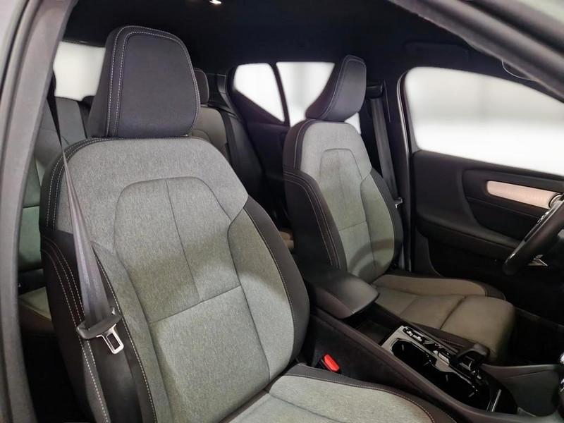 VOLVO XC40 T5 RECHARGE PLUG-IN AUTO PLUS BRIGHT SUV