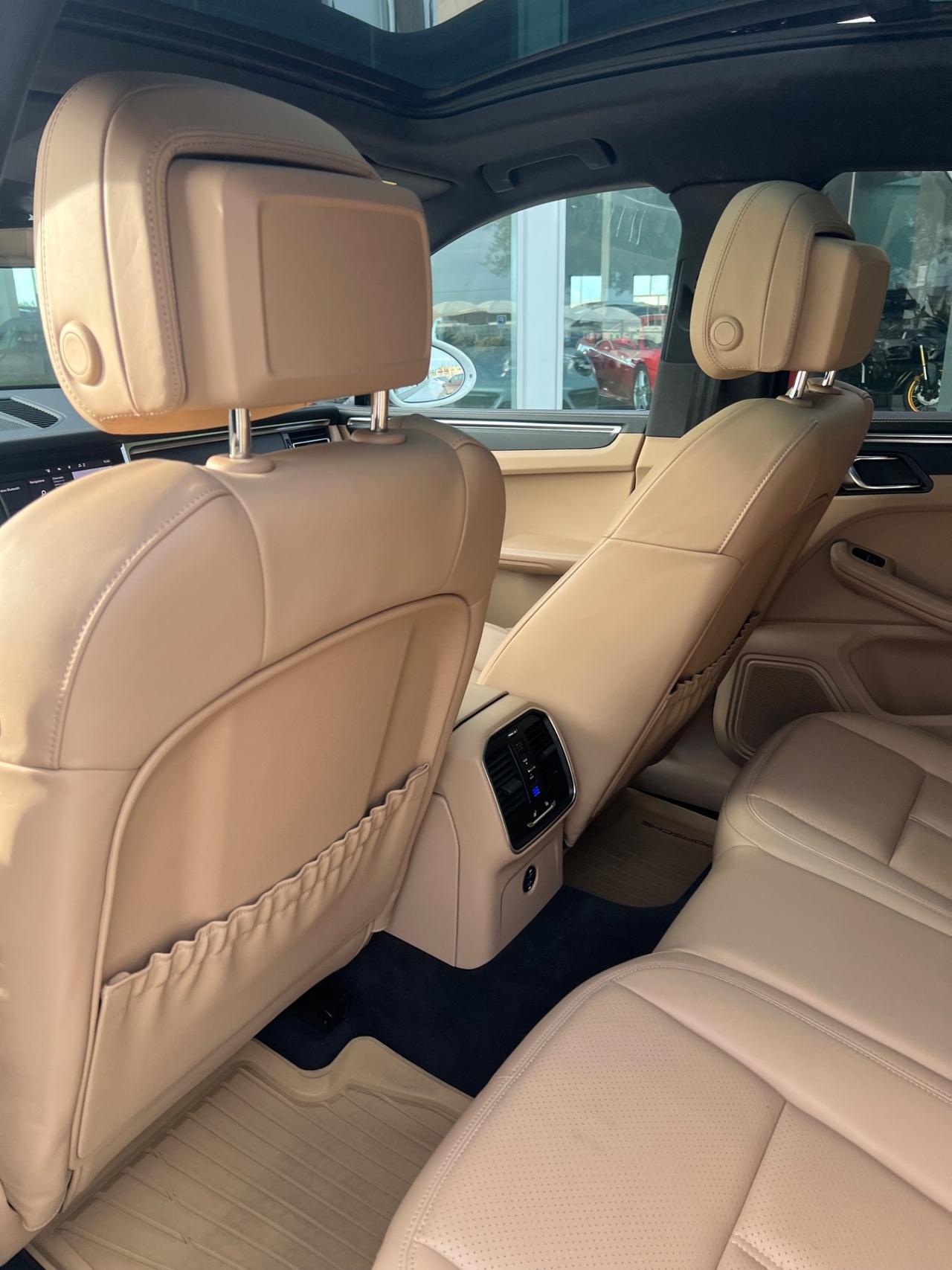 Porsche Macan 2.0 245cv pdk