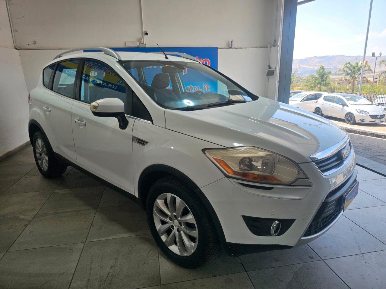 Ford Kuga 2.0 tdci + 4wd 136cv dpf *OFFERTA DEL MESE*