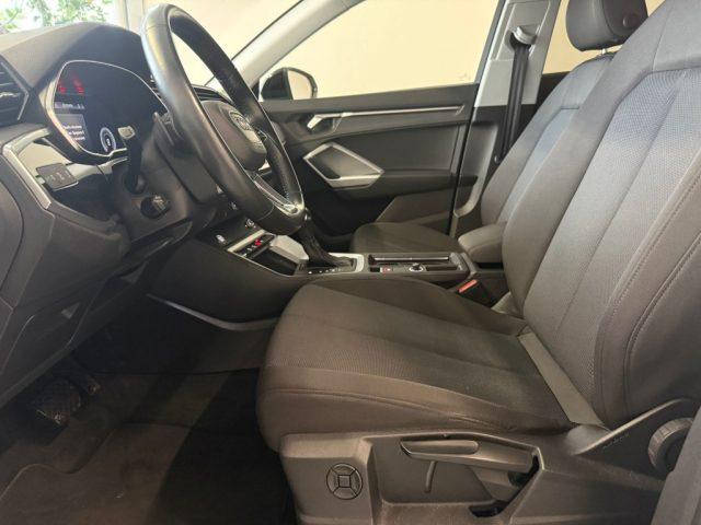 AUDI Q3 2.0 TDI 150 CV S tronic Business