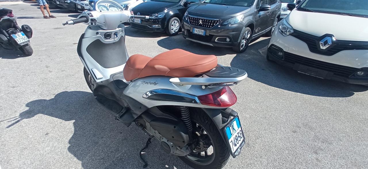 Piaggio Beverly 300