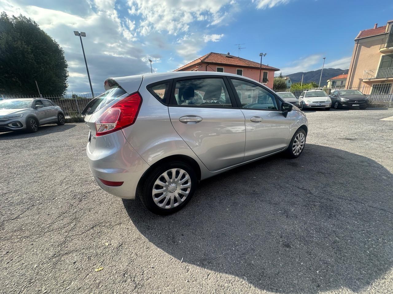 Ford Fiesta 1.5 TDCi 75CV 5 porte