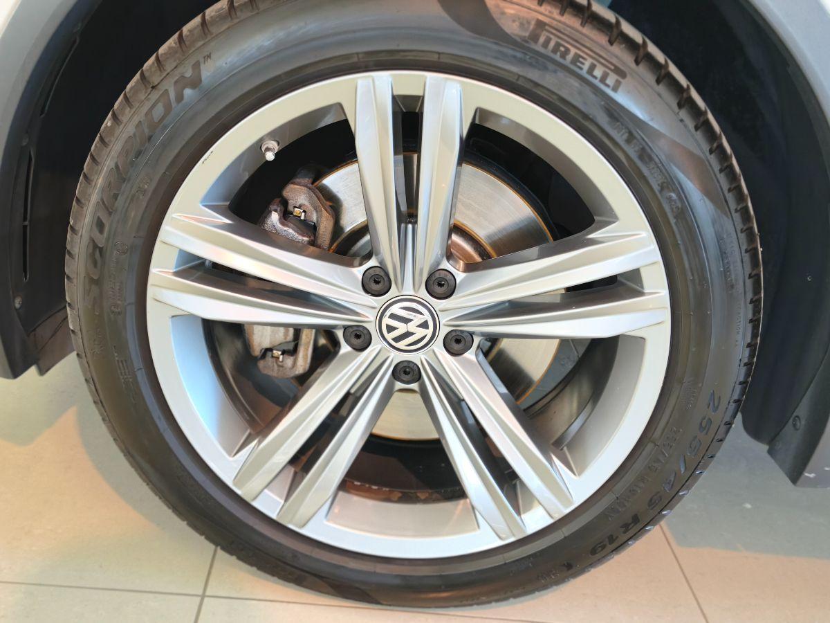 VOLKSWAGEN Tiguan R-LINE TETTO 190CV DSG 4MOTION