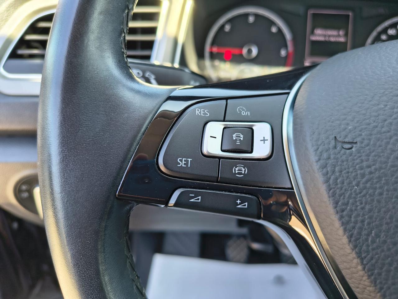 Volkswagen T-Roc 2.0 TDI/diesel *PREZZO REALE, SENZA OBBLIGHI FINANZIAMENTI*