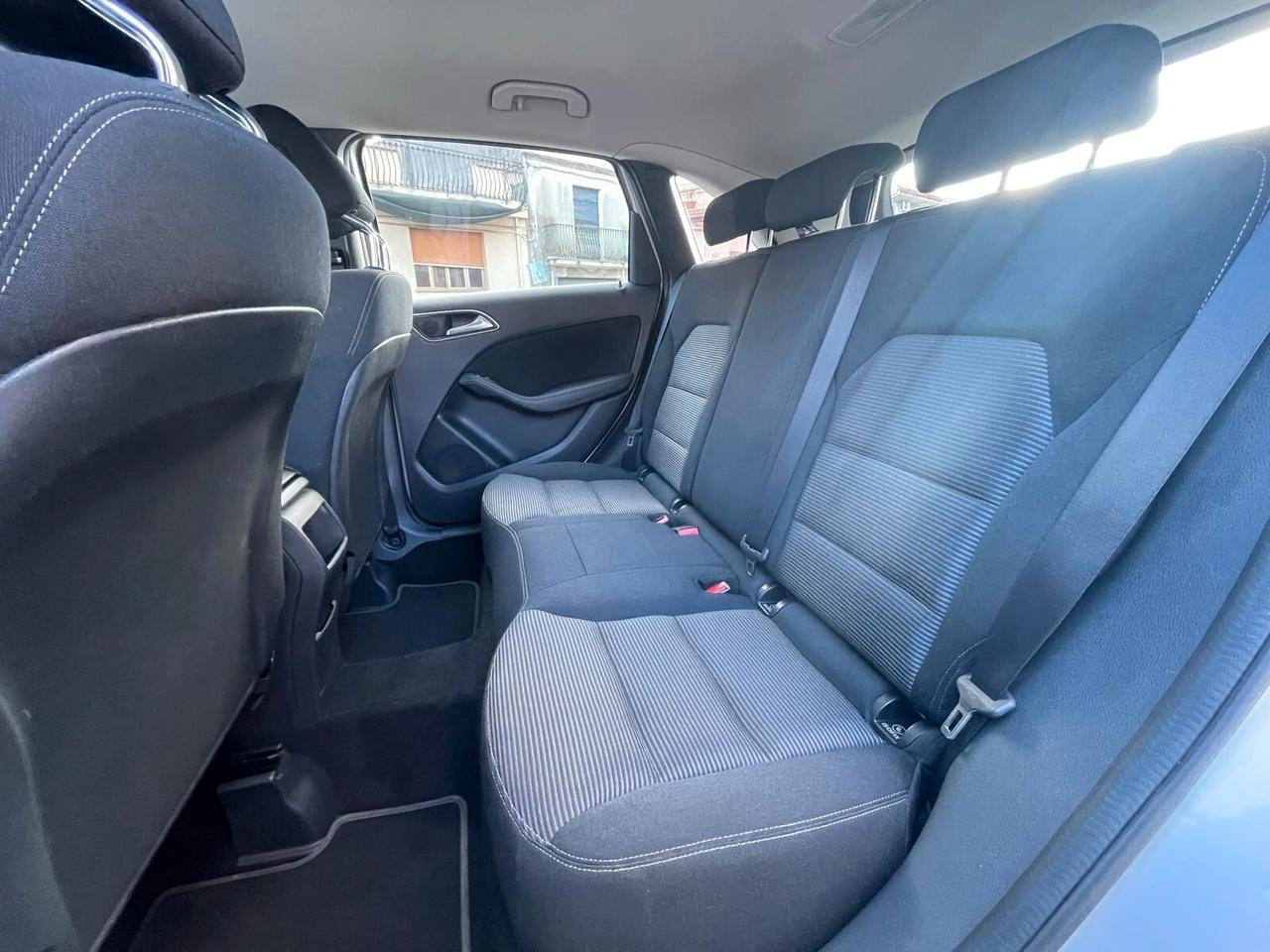 Mercedes-benz B 180 d Sport