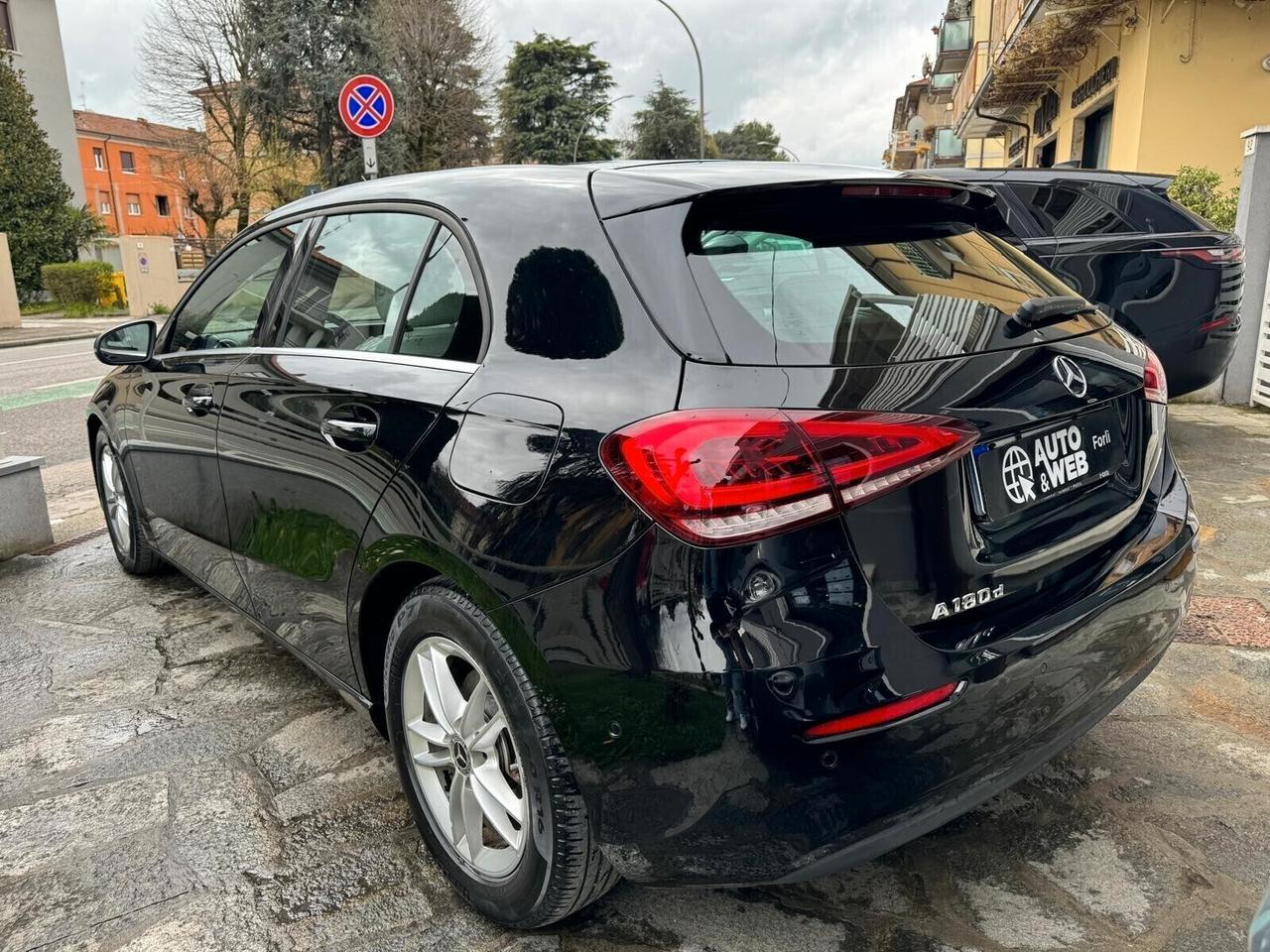 MB CLASSE A 180D AUTOMATIC BUSINESS NAVI