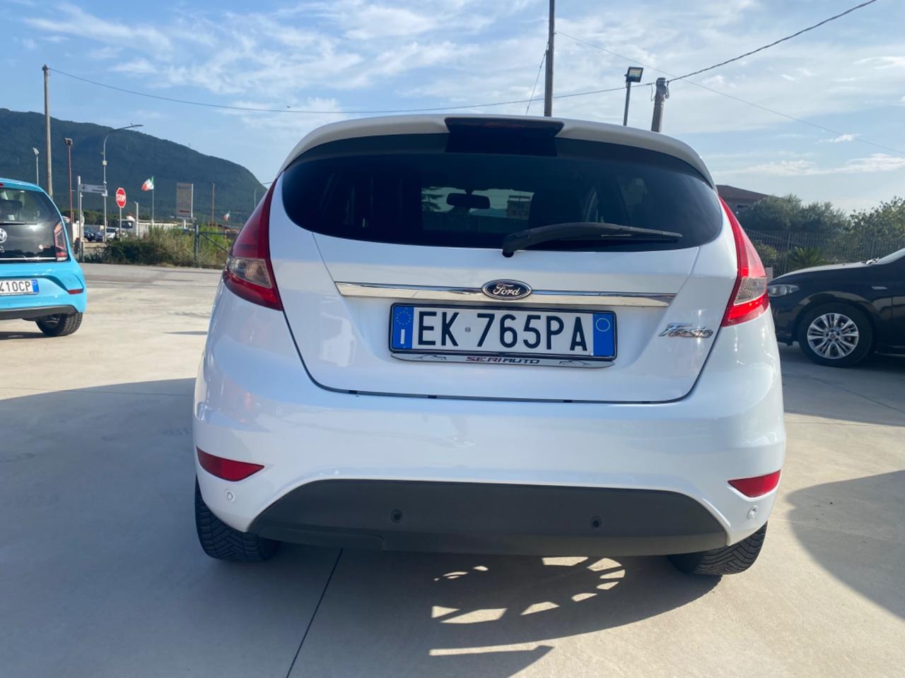Ford Fiesta 1.4 5 porte Bz.- GPL Titanium