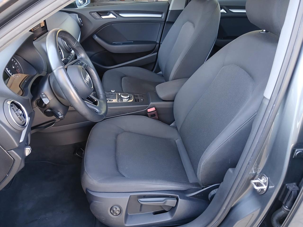 Audi A3 SPB 35 TDI S tronic Business