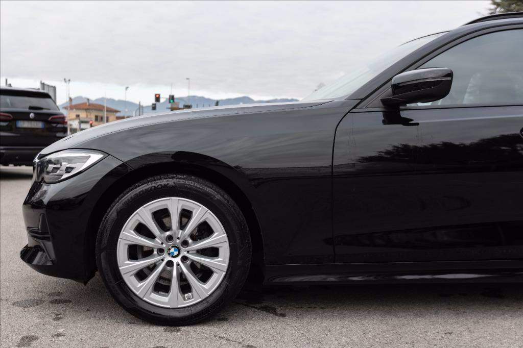 BMW 318d Touring Business Advantage auto del 2020
