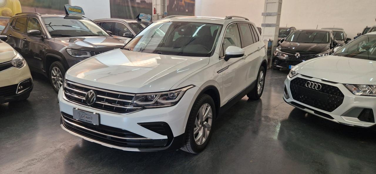 Volkswagen Tiguan 2.0 TDI 150 CV SCR DSG Elegance