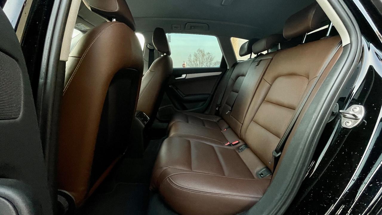 AUDI A4 AVANT 2.0 S-LINE TDI MULTITRONIC 150CV - FULL LED, PELLE, SEDILI RISCALDATI