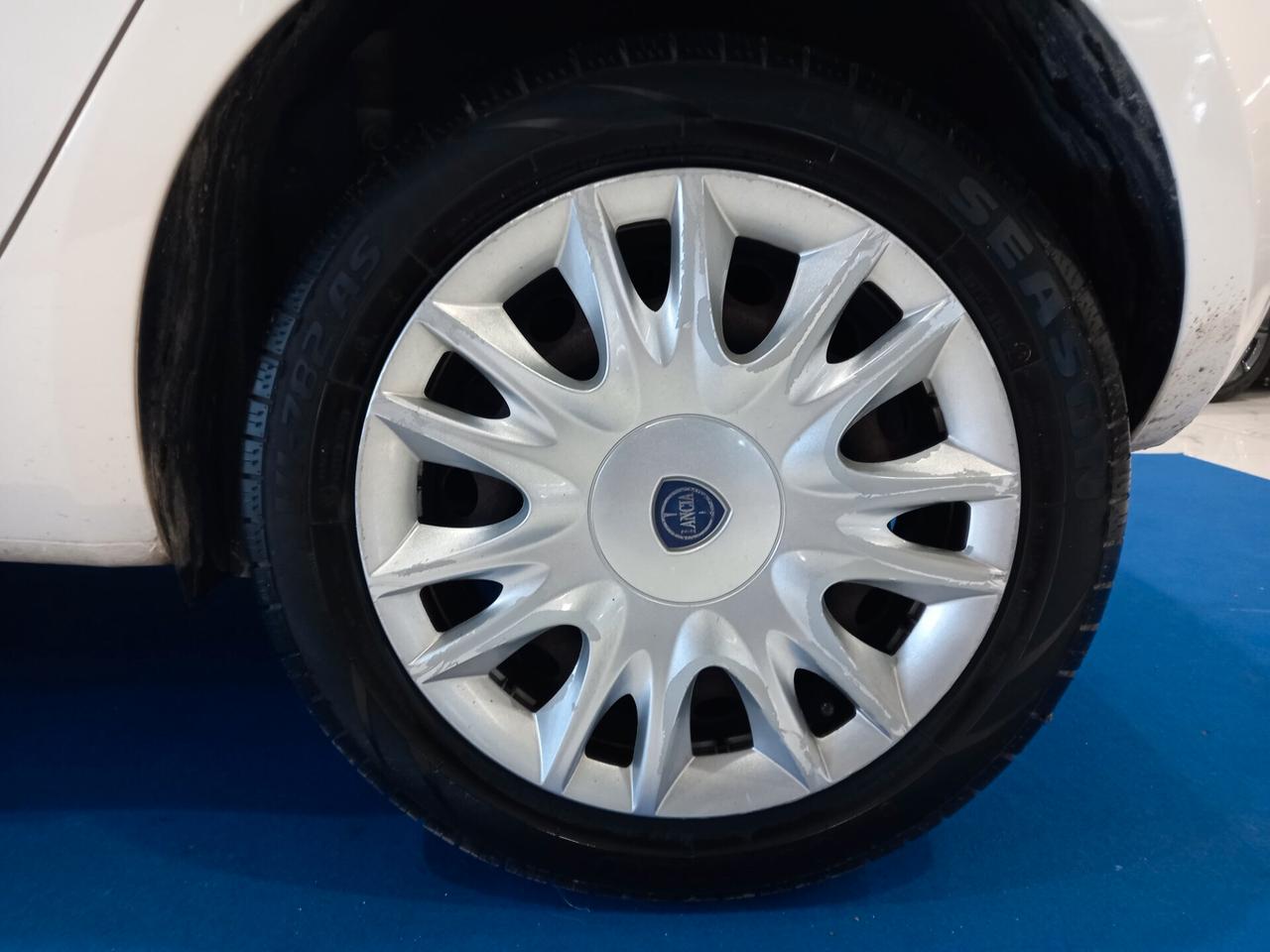 Lancia Ypsilon 1.3 MJT 16V 95 CV 5 porte S&S Gold