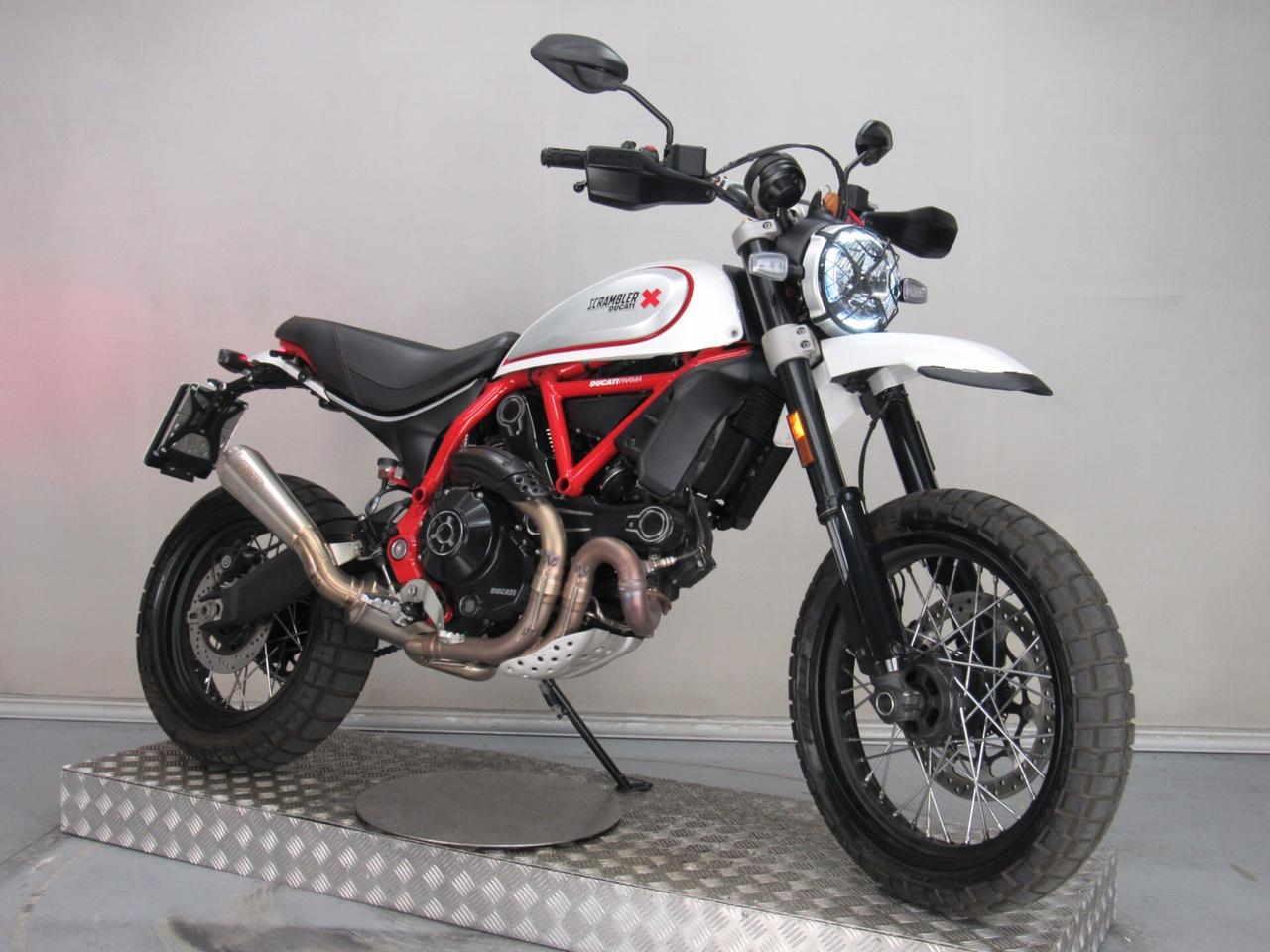 Ducati Scrambler 800 DESERT SLED