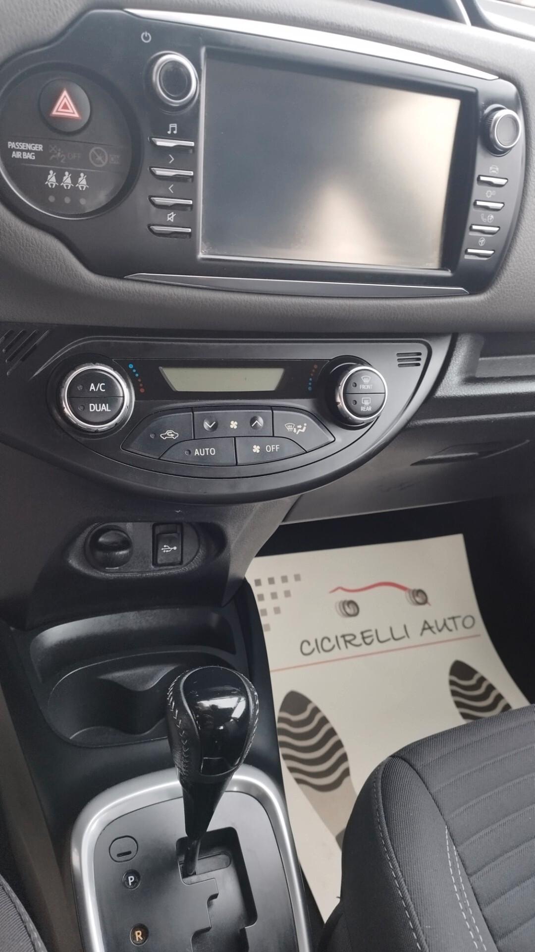 Toyota Yaris 1.5 Hybrid 5 porte Active