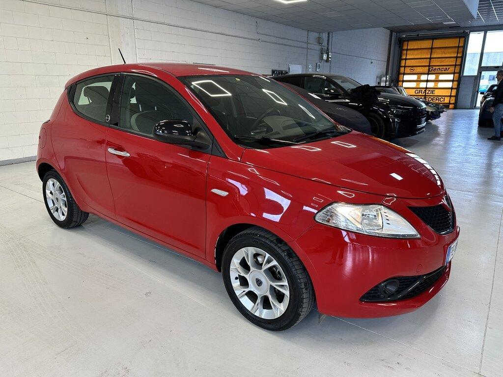 Lancia Ypsilon 5 Porte 1.2 Ecochic Gold