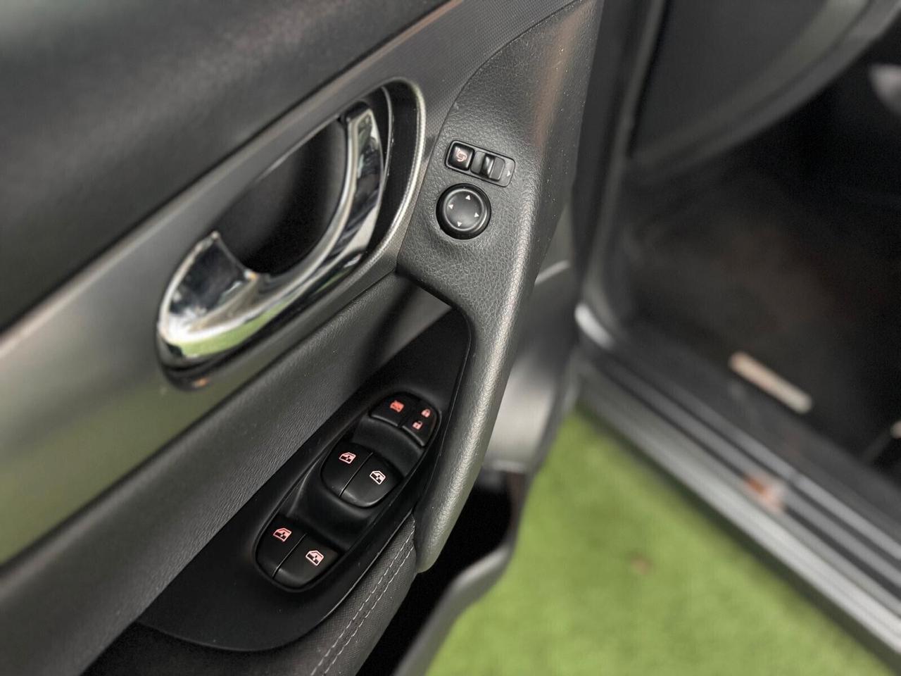 Nissan Qashqai 1.5 dCi N-Connecta