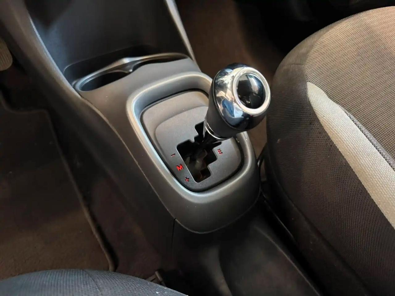 Toyota Aygo Connect 1.0 VVT-i 72 CV 5 porte x-clusiv MMT