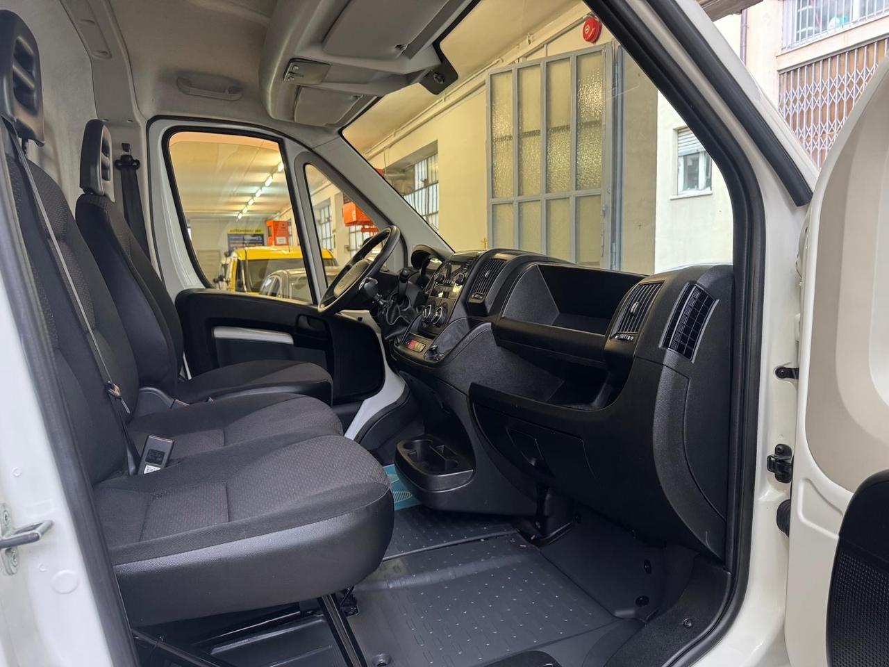 Citroen Jumper 33 BlueHDi 120 S&S PLM-TM Furgone