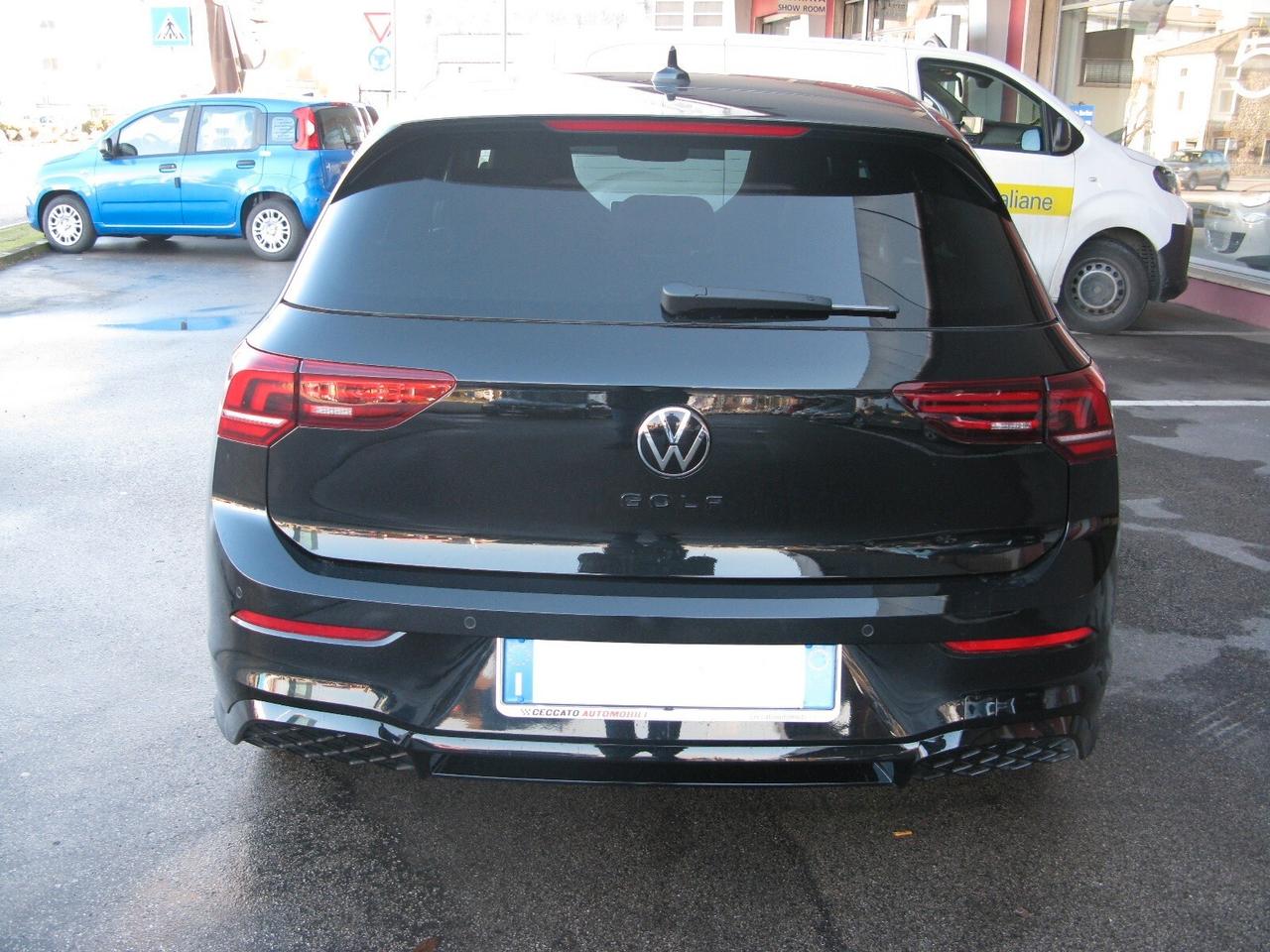 Volkswagen Golf 1.5 eTSI 115 CV DSG R-Line
