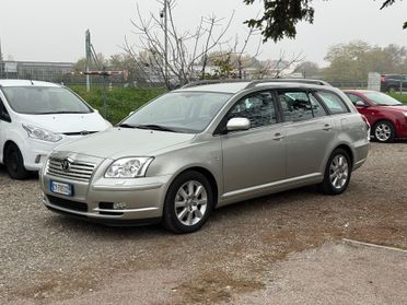 Toyota Avensis 2.2 D-4D 16V Station Wagon