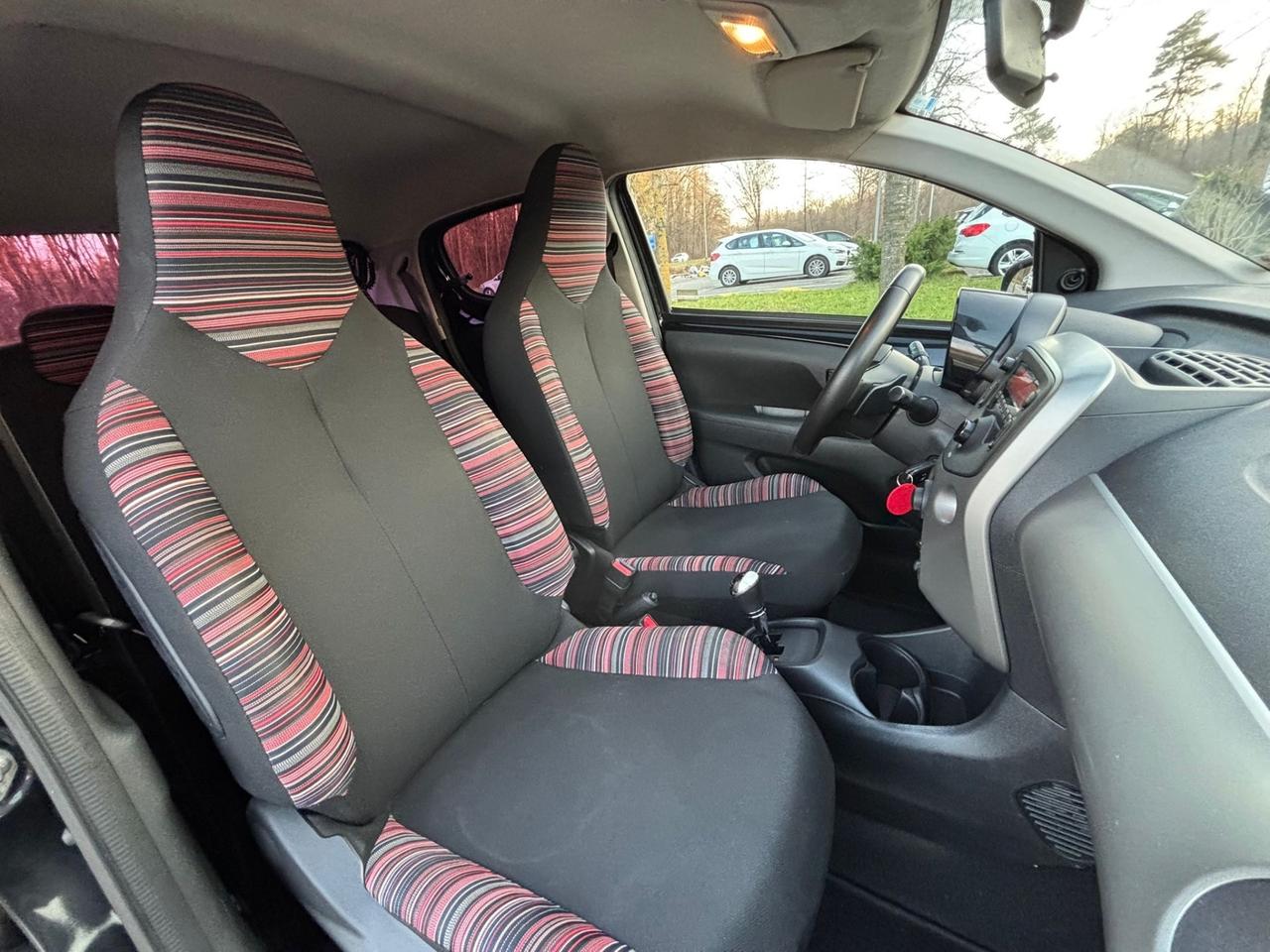 Citroen C1 VTi 68 ETG 3 porte Shine