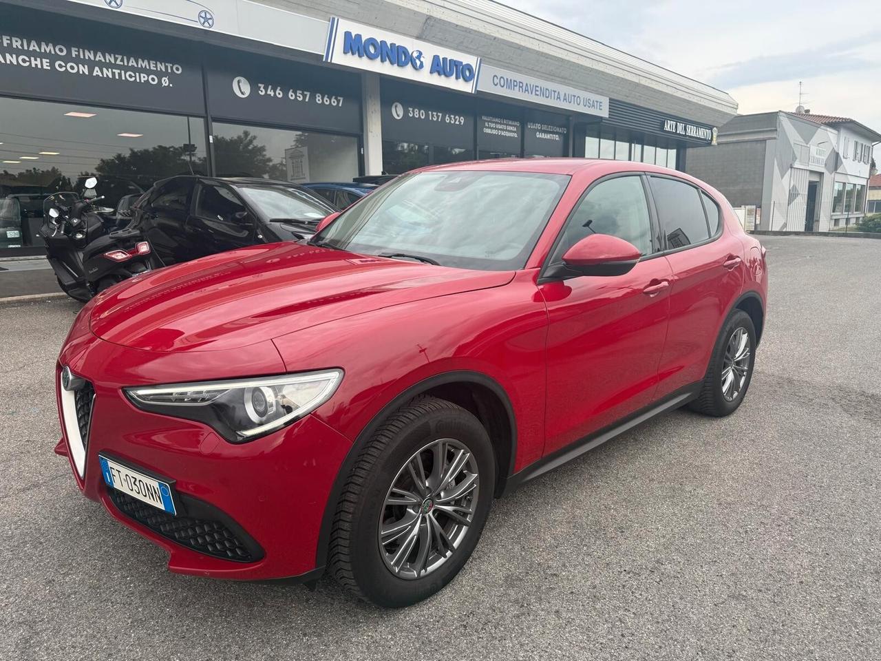 Alfa Romeo Stelvio 2.0 Turbo 200 CV AT8 Q4 Executive