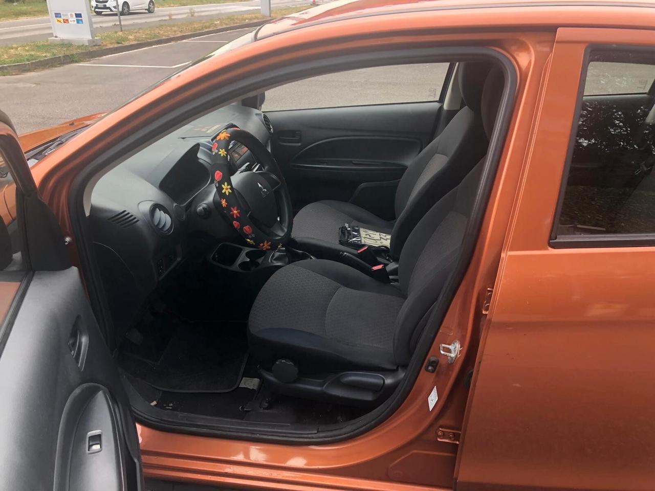 Mitsubishi Space Star 1.0 Funky - GRANDINATA