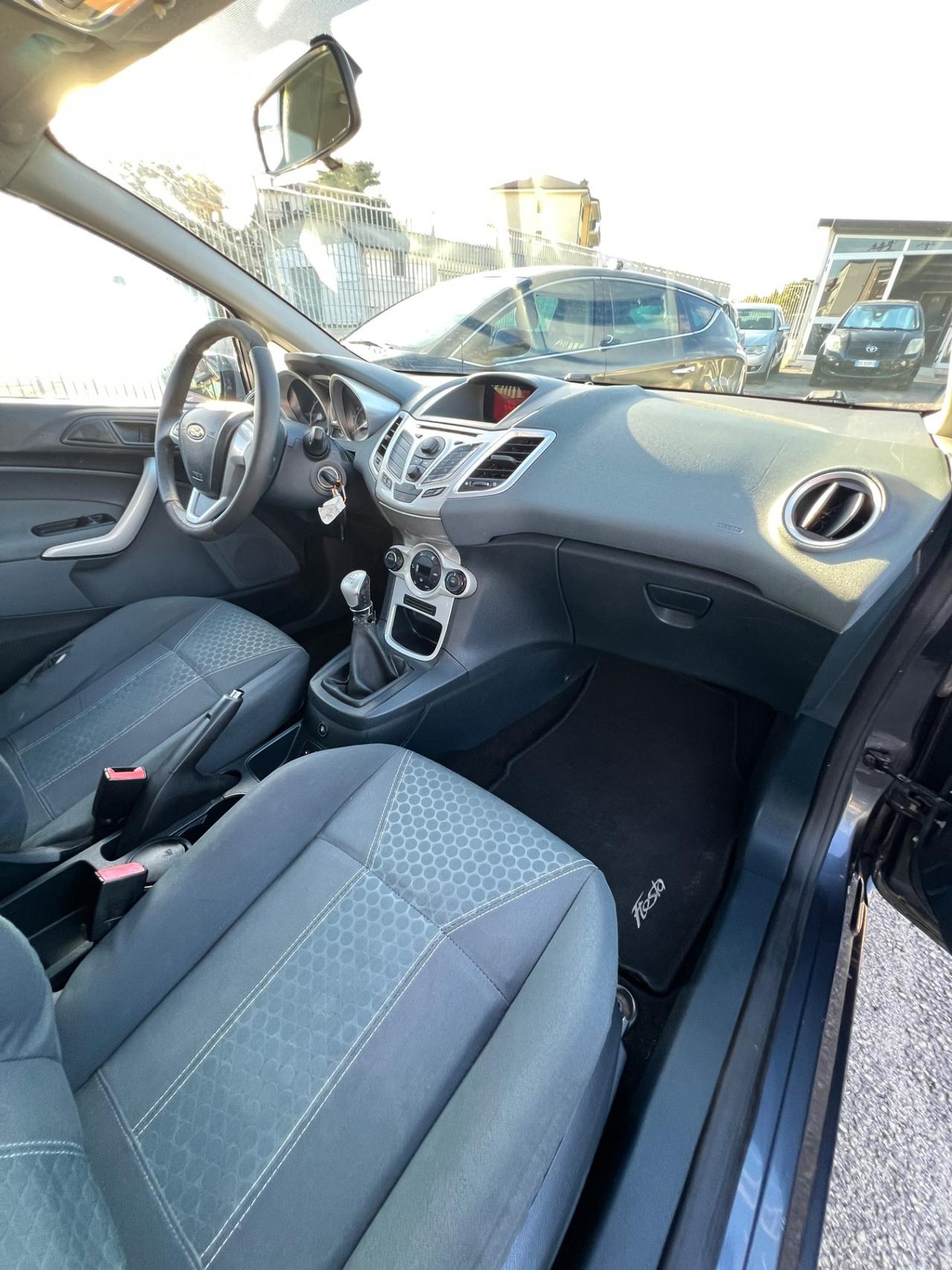 Ford Fiesta 1.4 3 porte Bz.- GPL Titanium