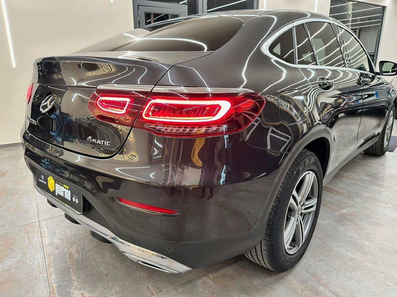 Mercedes-benz GLC 220d 4Matic Coupé Sport Pelle estesa Cockpit