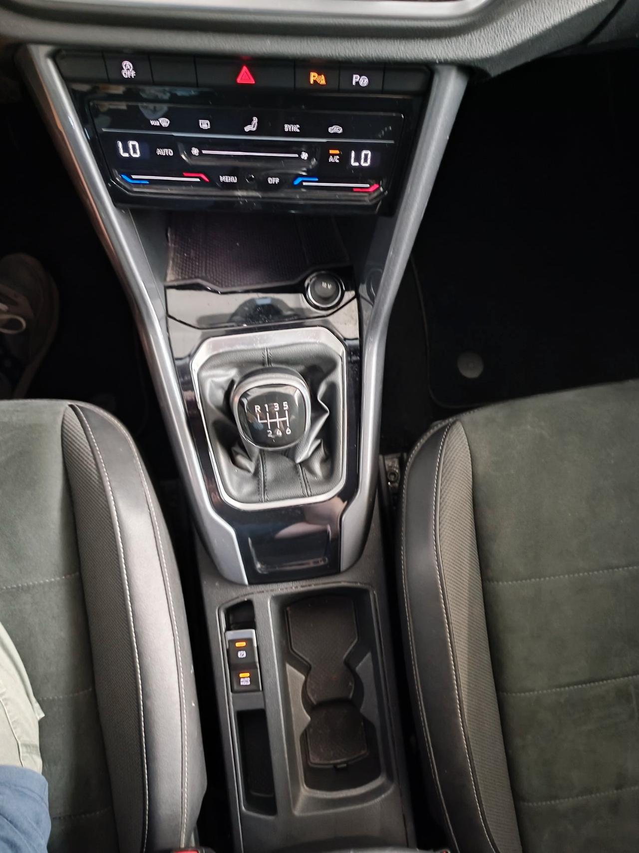 Volkswagen T-Roc 1.0 tsi Style 110cv