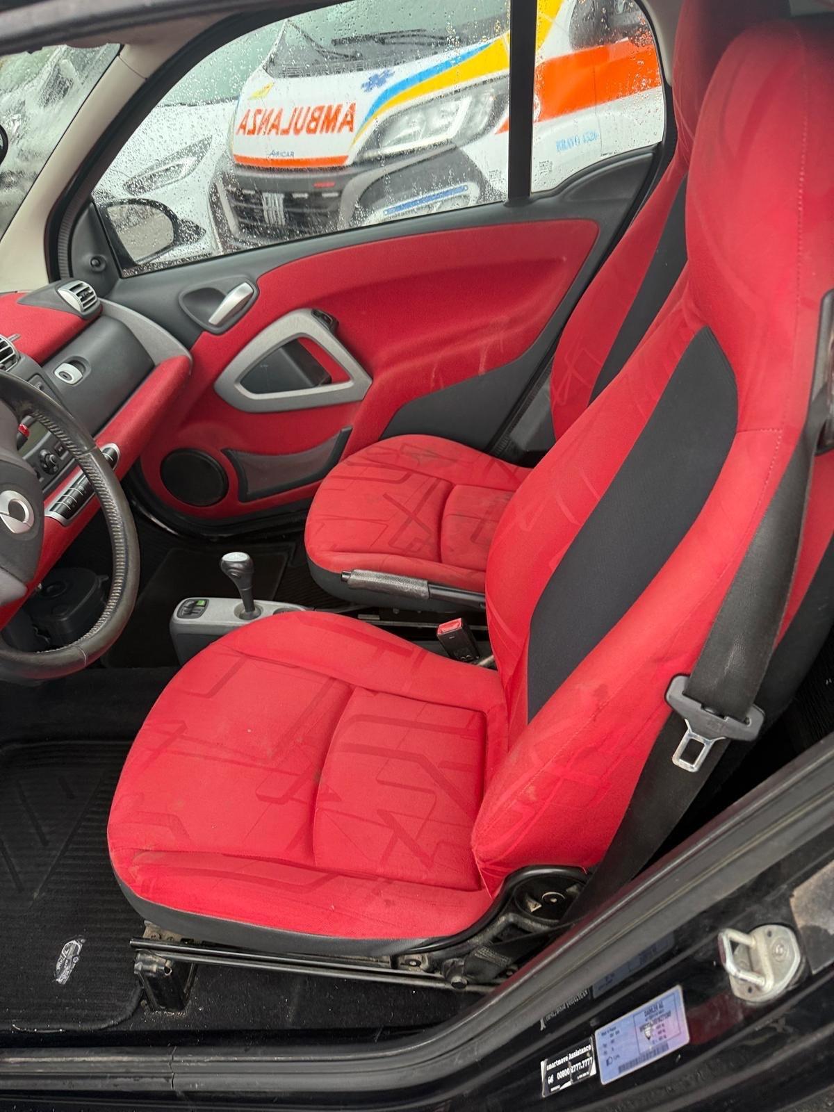 Smart ForTwo 1000 52 kW coupé pure