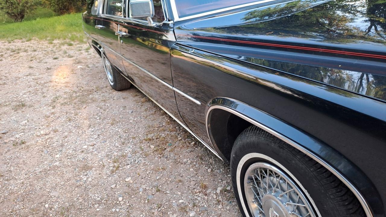 Cadillac Deville De Ville Brougham